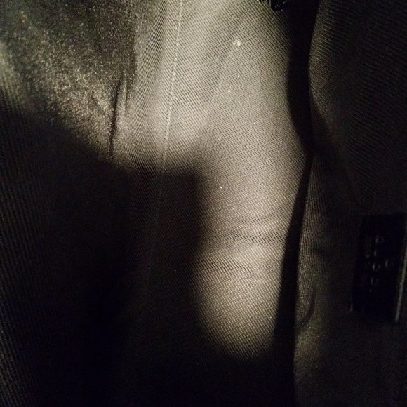 Authentic Gucci Black Leather Zipper Handbag - Picture 10 of 15